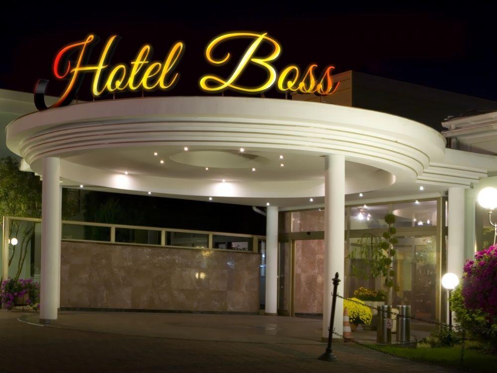 Hotel Boss Warsawa Bagian luar foto