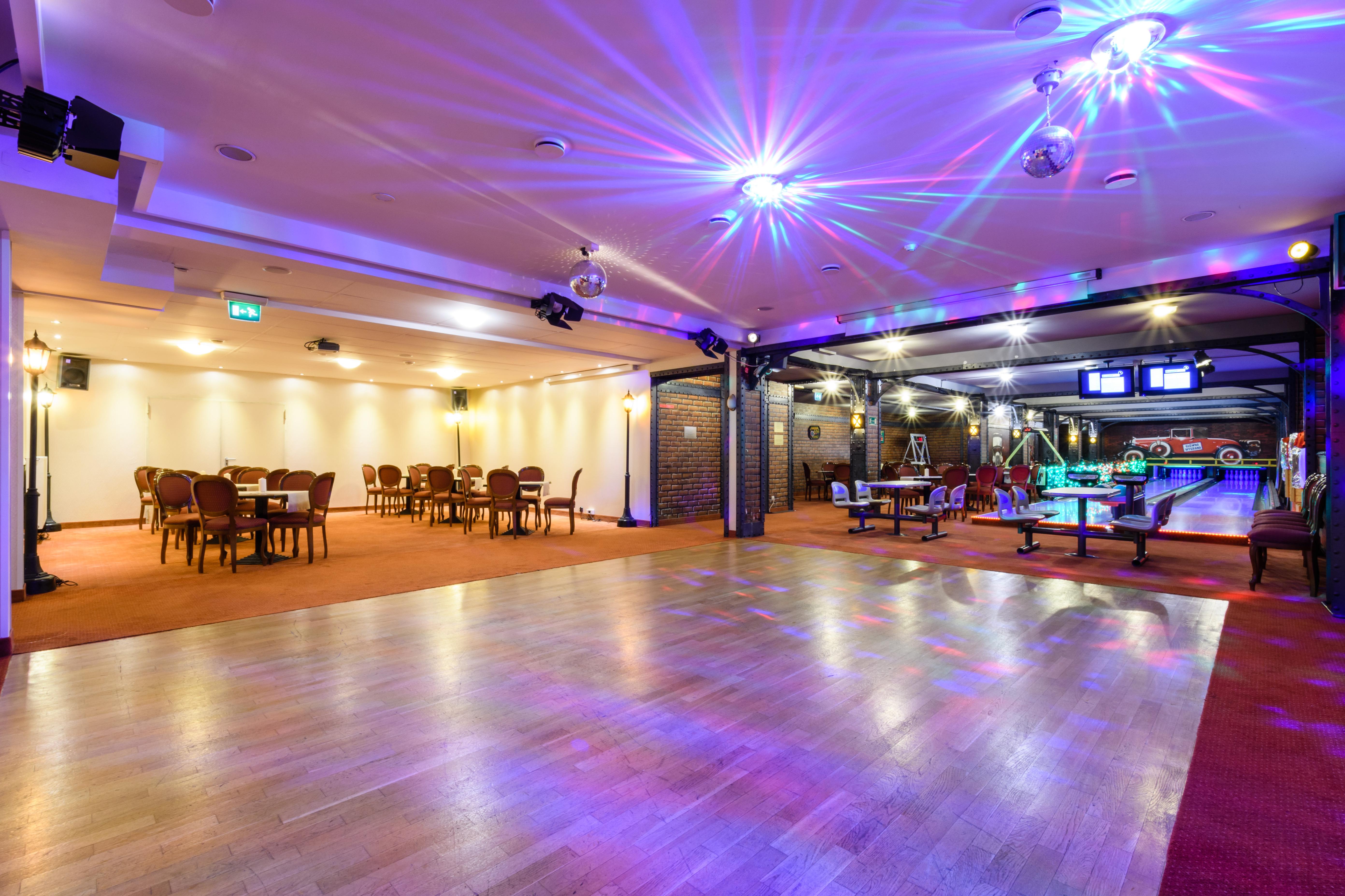 Hotel Boss Warsawa Bagian luar foto