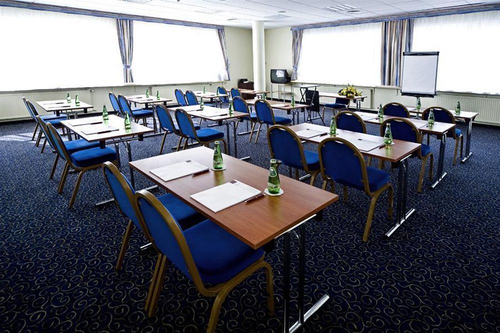 Hotel Boss Warsawa Bagian luar foto